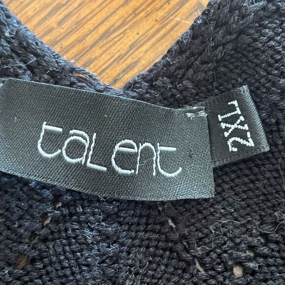 Knit sweater like tank top v-neck Size 2XL Women’s black knit blouse - Picture 5 of 6